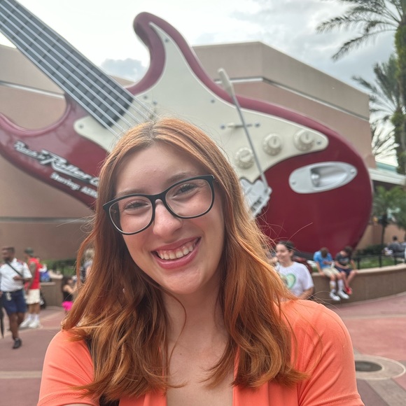 Meet your Posher, Haley - Picture 1 of 1